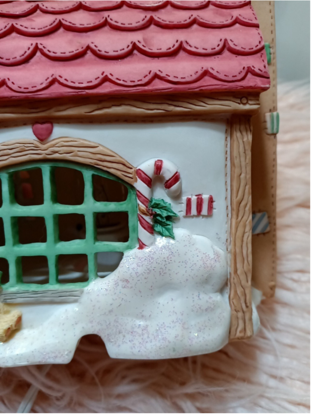 Santa's Workshop Lighted Santa's House Toys For Good Girls & Boys Christmas Tree - Picture 6 of 16